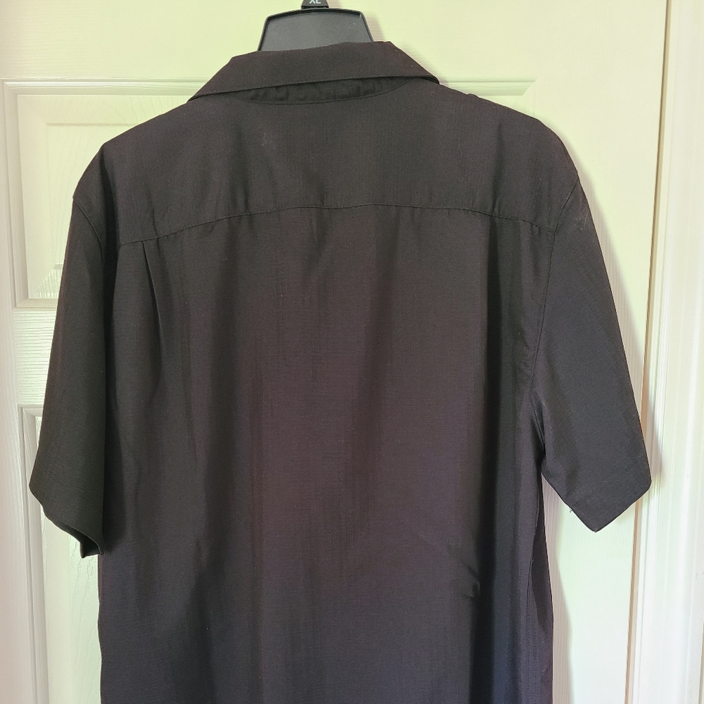 Short sleeve - Picture 2 of 3